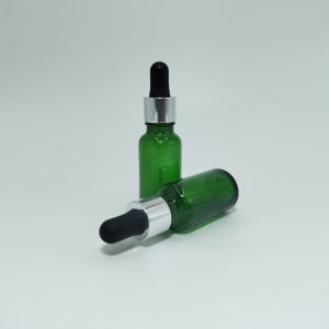 20ml Green Dropper Bottle – Silver Cap & Black Teet